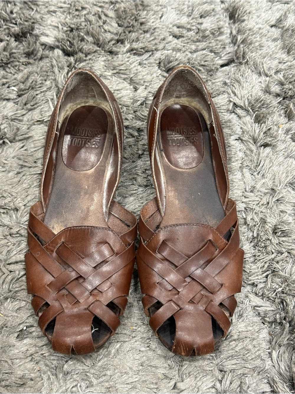 Mootsies Tootsies brown woven leather flats slip on casual shoes US size 10